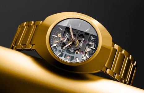 雷達表鑽星系列鏤空錶改換黃金色PVD搭配Ceramos金屬陶瓷 華麗耀眼且實用性不變