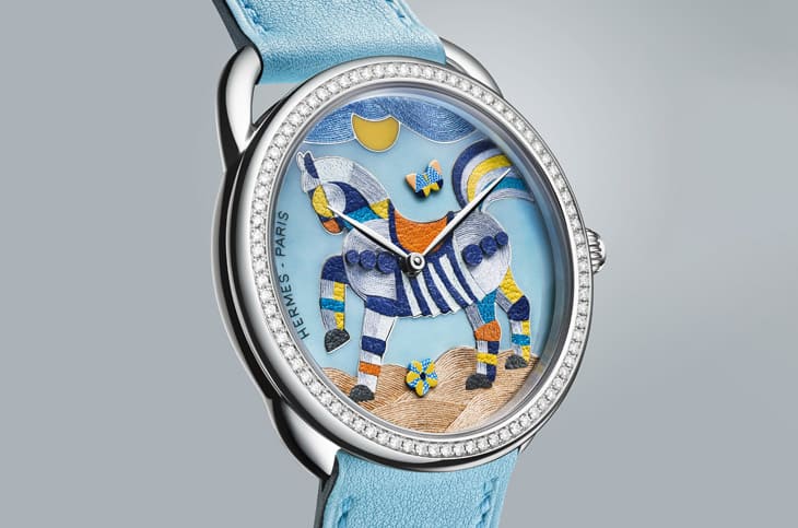 爱马仕从丝巾图案获得启发创作首见结合皮革镶嵌与丝线工艺的Arceau手表