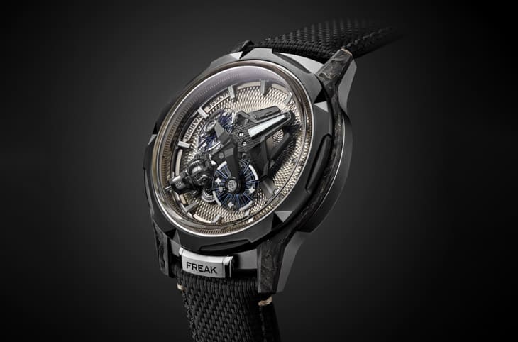 雅典表Freak奇想系列新作结合传统机刻雕花与现代飞行卡罗素碰撞迷人工艺火花