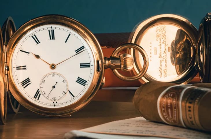 英國前首相邱吉爾三問懷錶拍賣引發英、美藏家激烈競標 成交金額揭曉