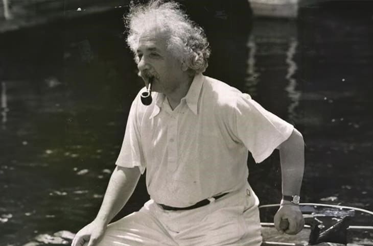 物理天才愛因斯坦也愛手錶  他最愛的是一支浪琴表