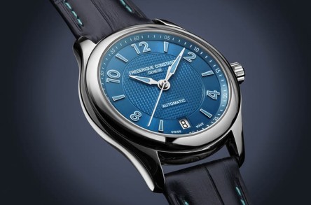 康斯登致敬Riva游艇协会最新限量表 面盘首度启用电光蓝色吸睛力十足