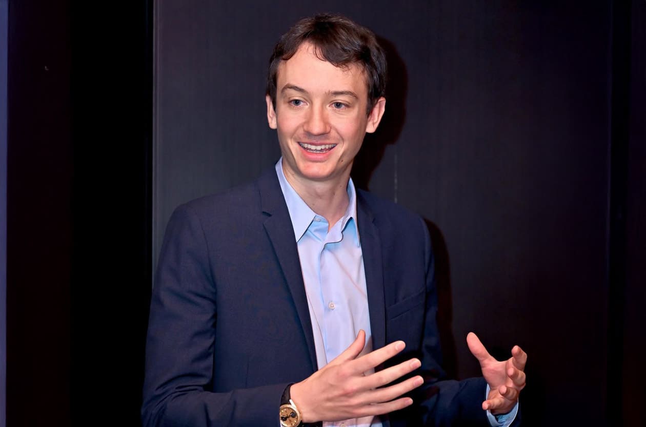 LVMH再迎高层变动 钟表部门总裁Frédéric Arnault接管LORO PIANA