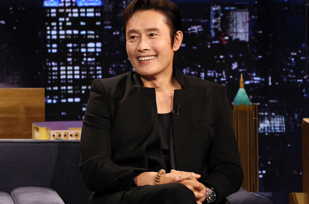 《魷鱼游戏3》风暴再起 李秉宪跑宣传时手上戴的豪表尽显霸气「王者宣言」