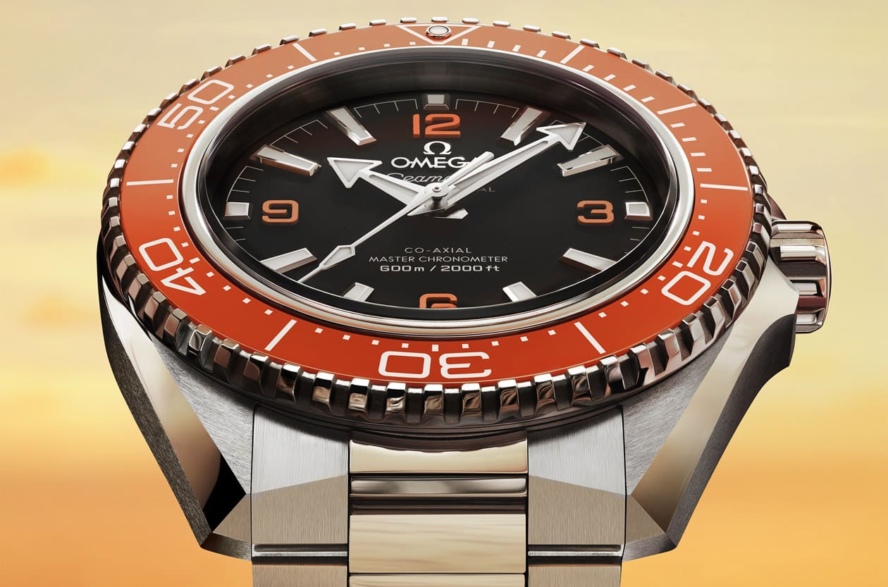 「橘色洗版」謎底揭曉！歐米茄海馬Planet Ocean 4代上市：無日期、無排氦閥、錶殼變薄線條更剛硬