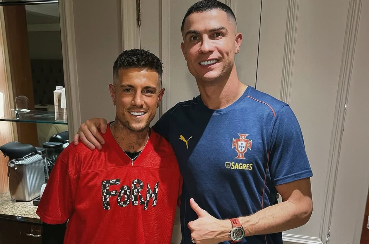 C羅太狂！歐國聯封王豪送全隊「有錢買不到」的JACOB陀飛輪訂製錶，這舉動暖哭全網