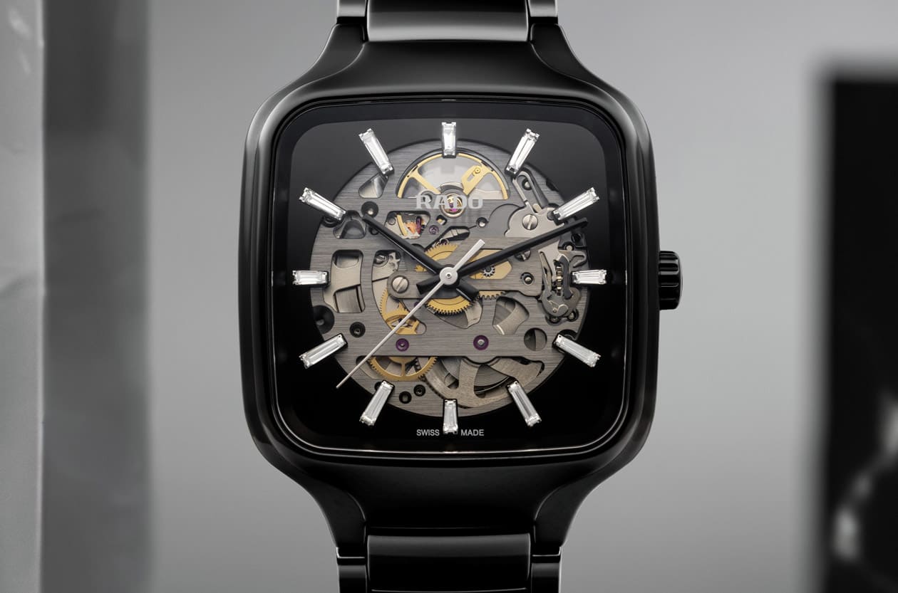 梯钻+黑陶瓷镂空 雷达表真我方形新作烟灰拉丝面盘质感太绝