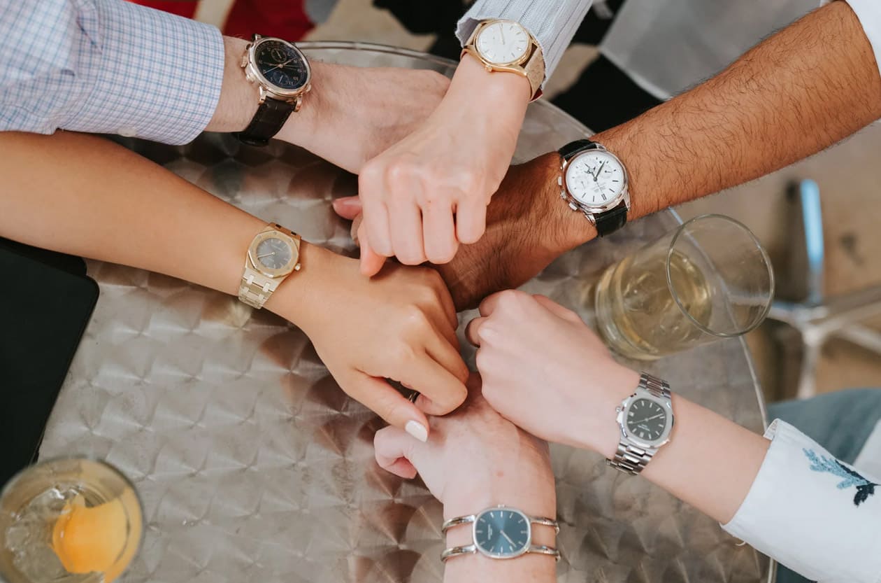 尬聊退散！勞力士堅持不送錶？英國女王戴什麼？10個讓你成為聚會焦點的手錶冷知識