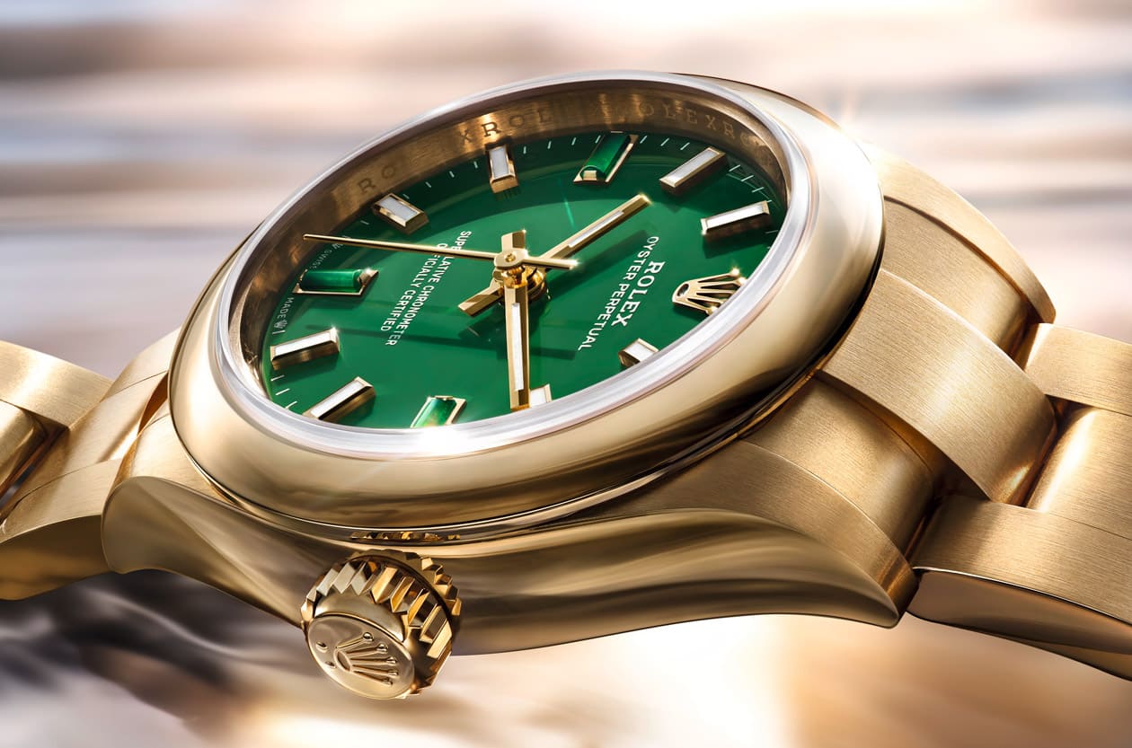 谁说金表一定土？劳力士2026新款Oyster Perpetual 28黄金磨砂配血石，示范高级的低调奢华